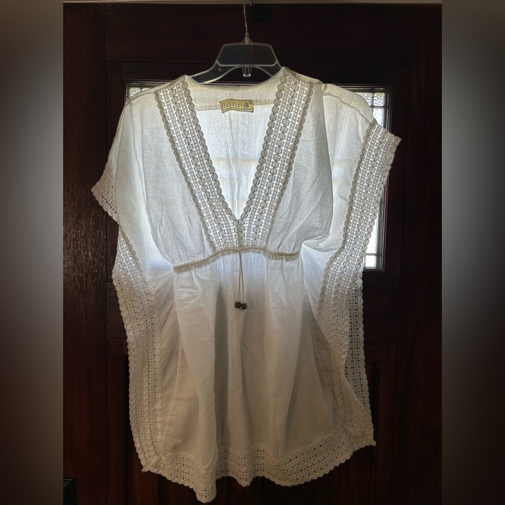 SEASPICE Women’s white beach cover up